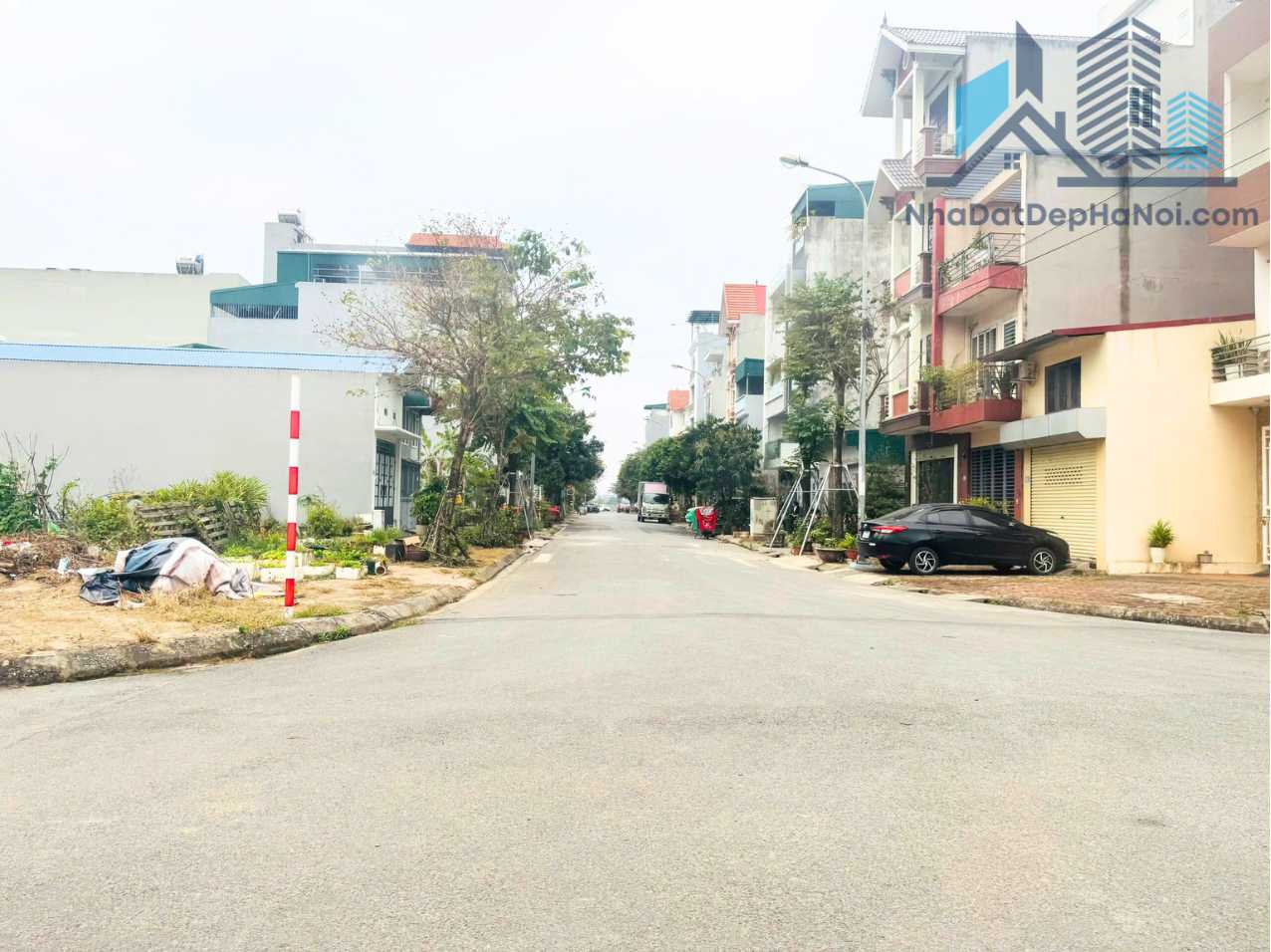 Bán đất tái định cư Gia Lâm khu 7,2ha 121m2 mặt tiền 6.42m đường 15m