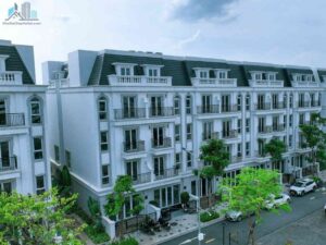 Bán nhà đường Phượng Hoàng Đỏ Gia Lâm căn sát góc hướng đông nam Eurowindow Twin Parks